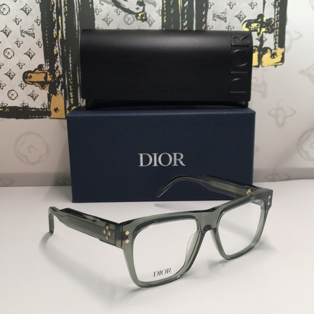 New Authentic Dior Square/Rectangle Green  CD DIAMONDO S61